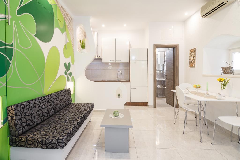Apartment Males Спліт Екстер'єр фото